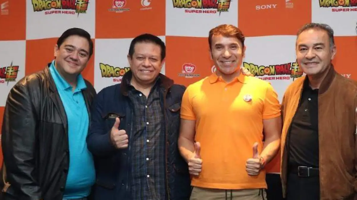 Actores en la presentacion de Dragon Ball